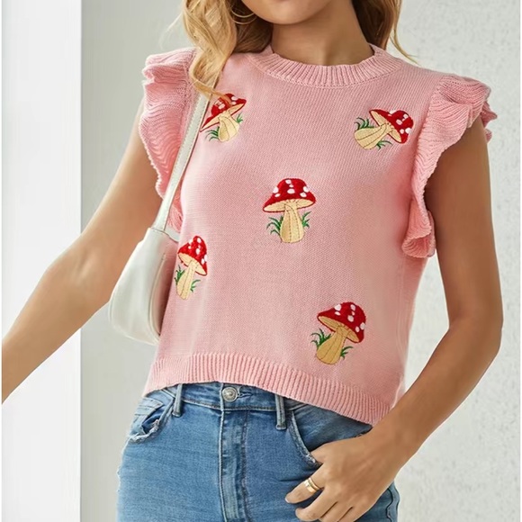 VINTAGE INSPIRED PINK RED & WHITE POLKADOT RUFFLE MUSHROOM SWEATER KNIT TOP - Picture 2 of 6